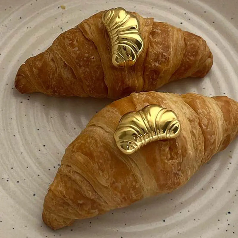 Chic Comfortable Metal Croissant Earrings
