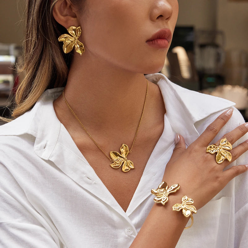 Kika Flower Bracelets Ring Necklaces Earrings