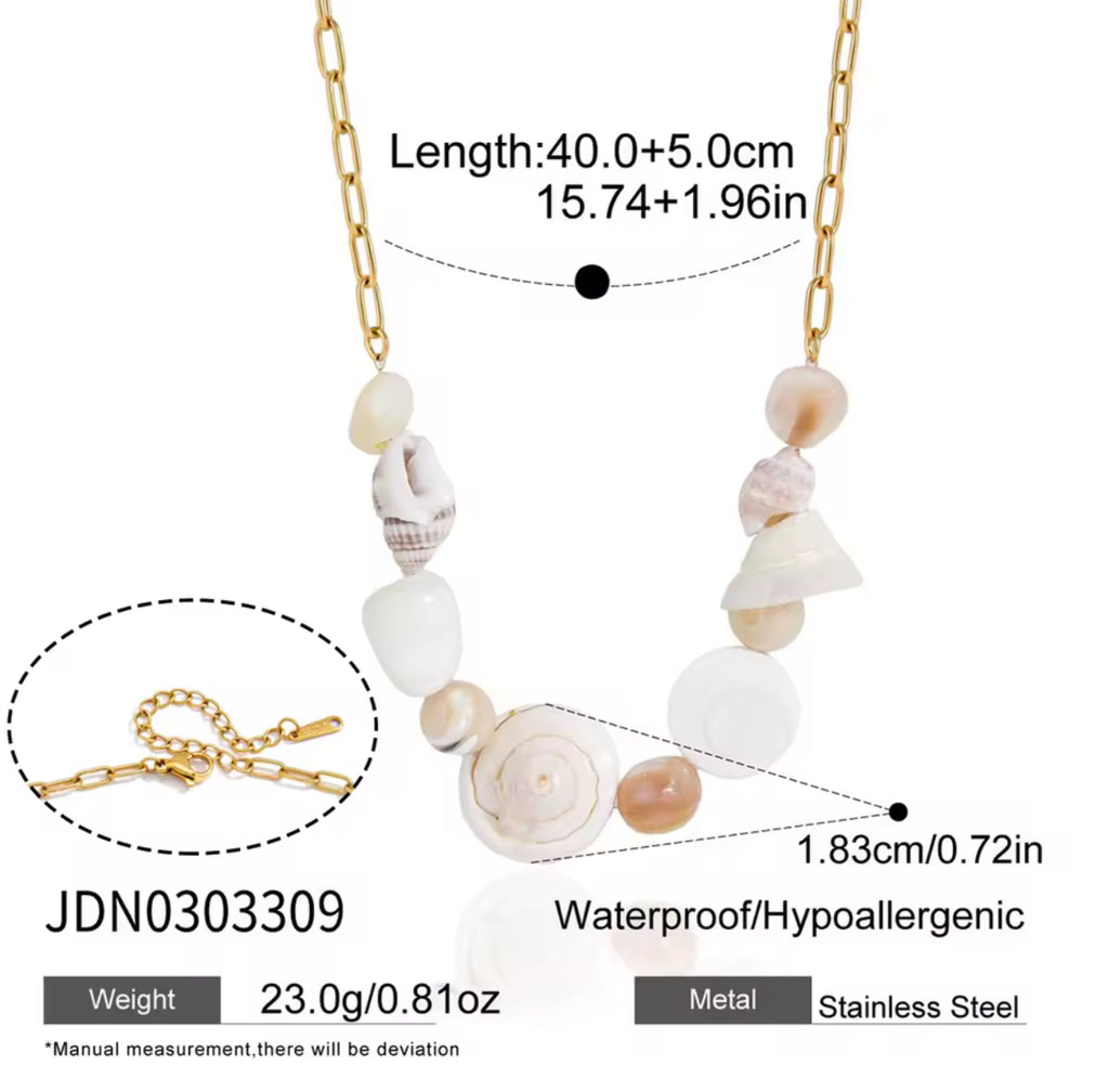 Kika Shell Conch Fish Pendant Necklace