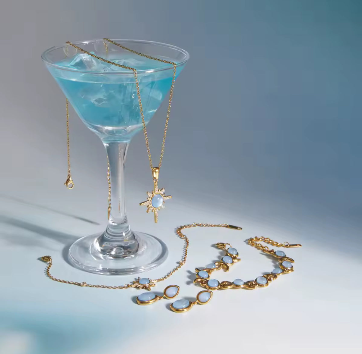 Kika Elegant Blue Resin Necklace Earrings Bracelet