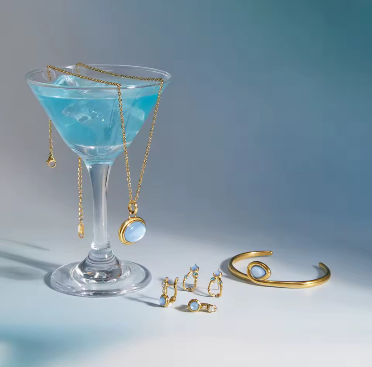 Kika Delicate Blue Resin Necklace Earrings Bracelet