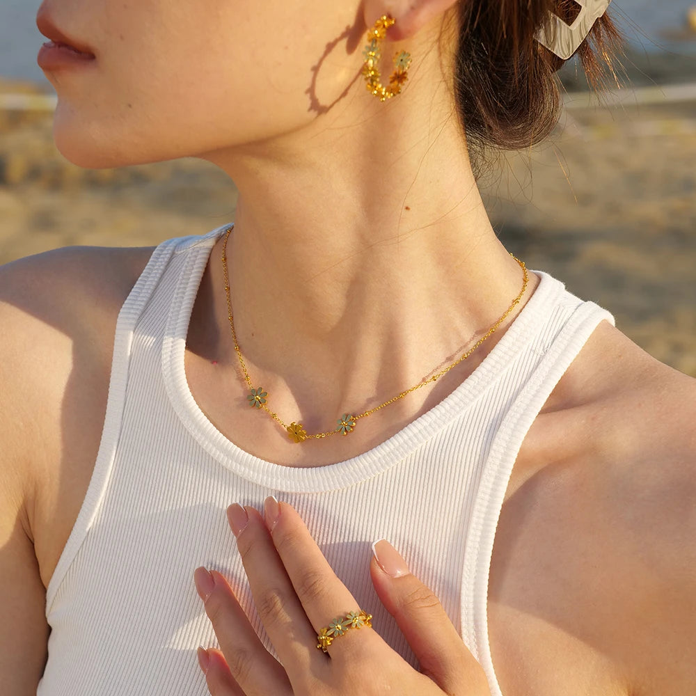 Kika Summer Style Waterproof Flower Ring 18K Gold Plated Stainless Steel