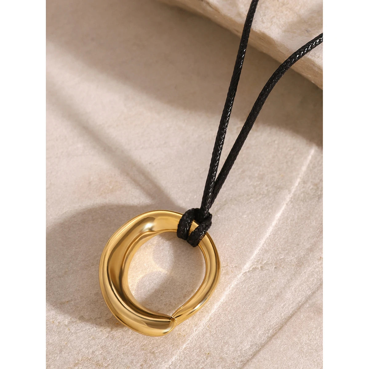 Kika Vintage Stainless Steel Water Drop PU Leather Necklace