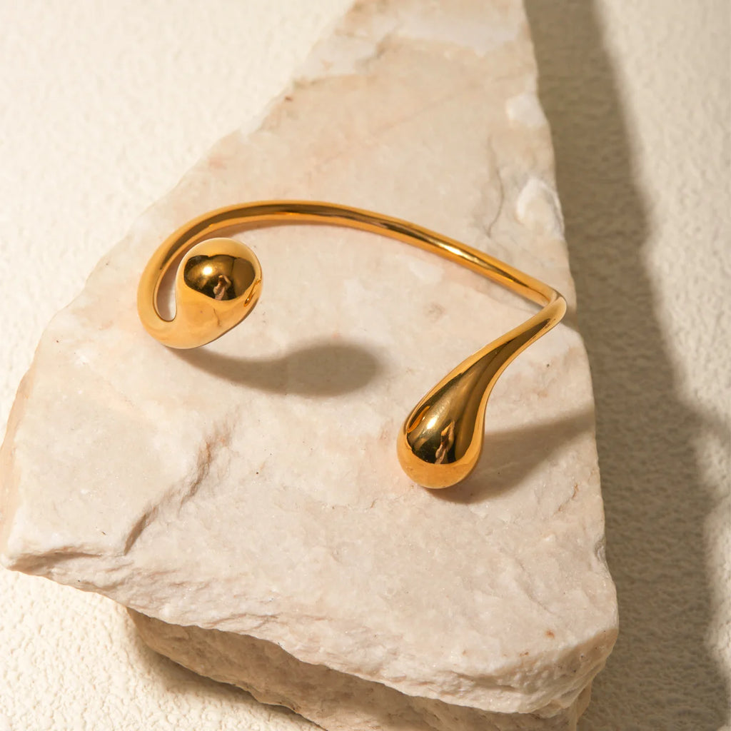 KIKA Waterproof 18K Gold Plated Stainless Steel Drop Cuff Bracelet Statement Fashion Personality Charm Jewelry Women bracelet