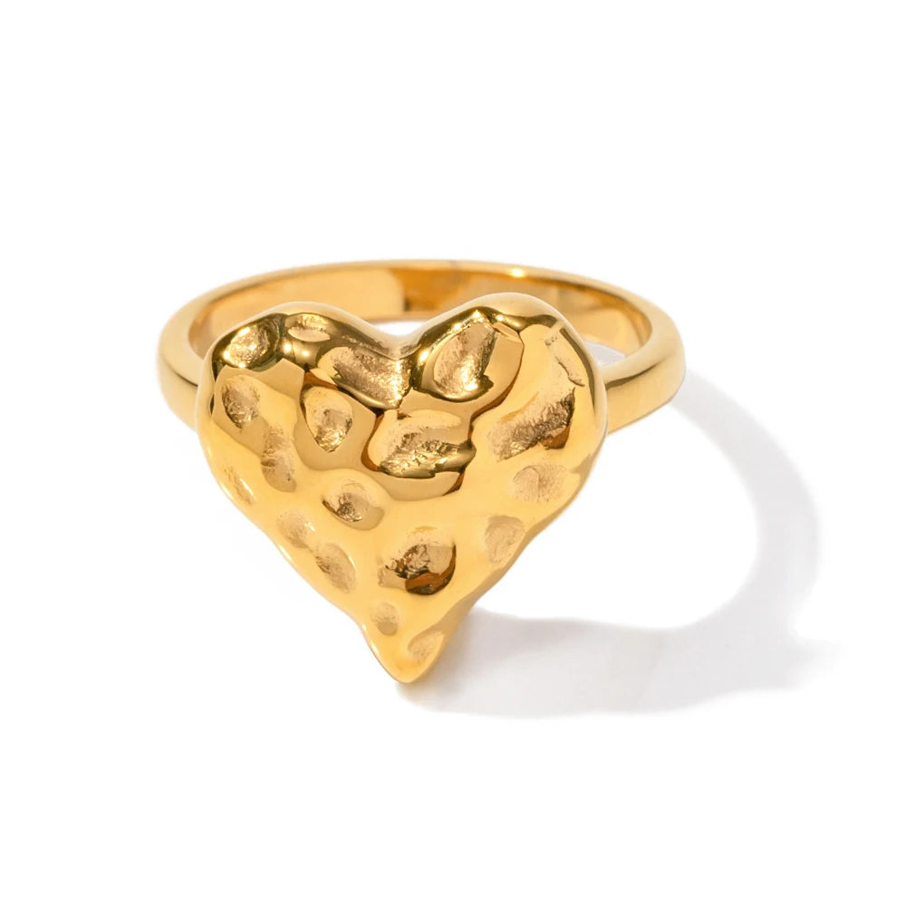 KIKA Vintage Stainless Steel Unique Heart Shaped Ring Twist Design Waterproof Charm Ring for Women Statement Fashion Jewelry