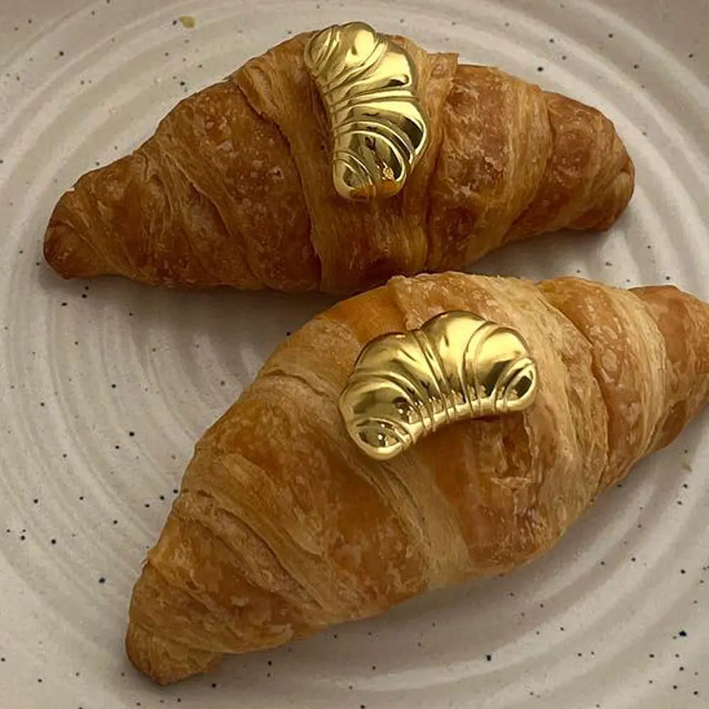 Chic Comfortable Metal Croissant Earrings