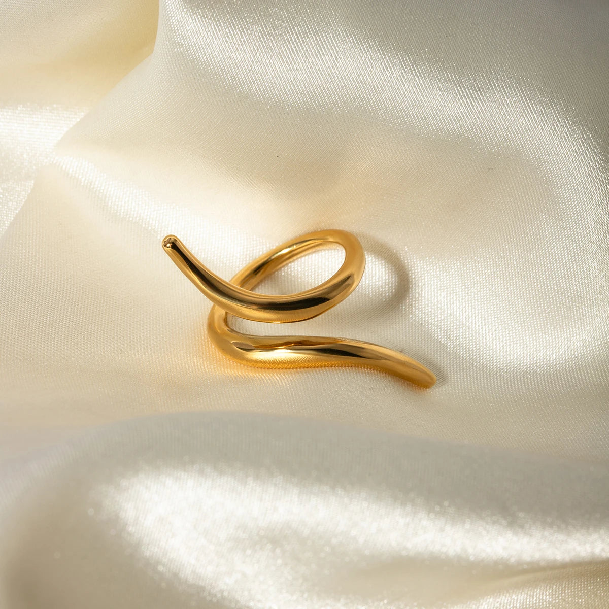 KIKA Fashion Statement Metalen Snake Animal Rvs 18K Gold Color Plating Vergulde Vinger Ring Waterdicht Sierade