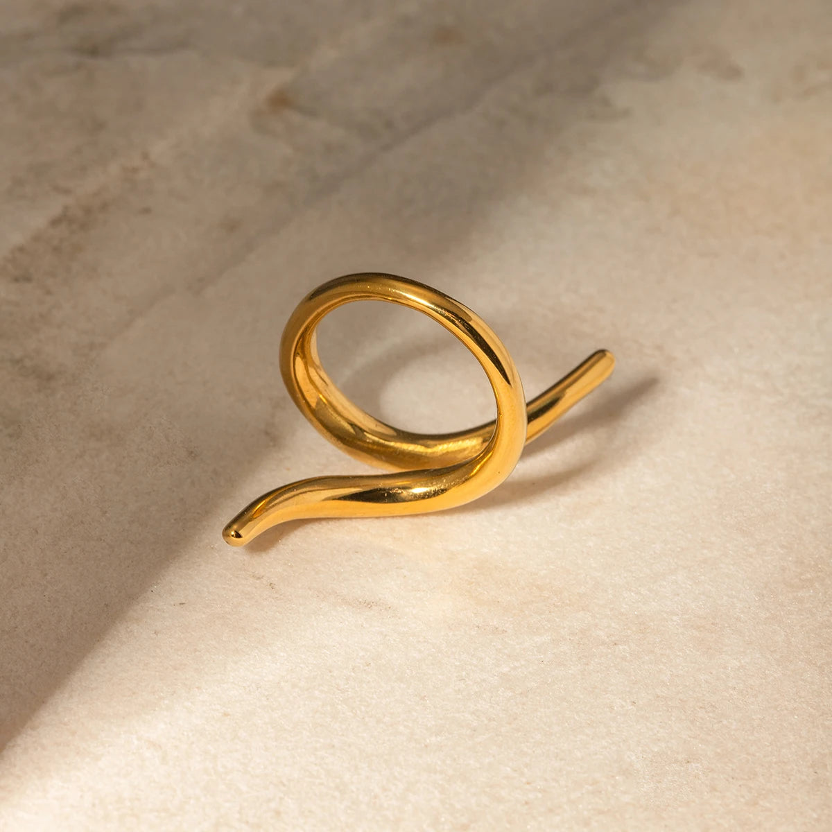 KIKA Fashion Statement Metalen Snake Animal Rvs 18K Gold Color Plating Vergulde Vinger Ring Waterdicht Sierade