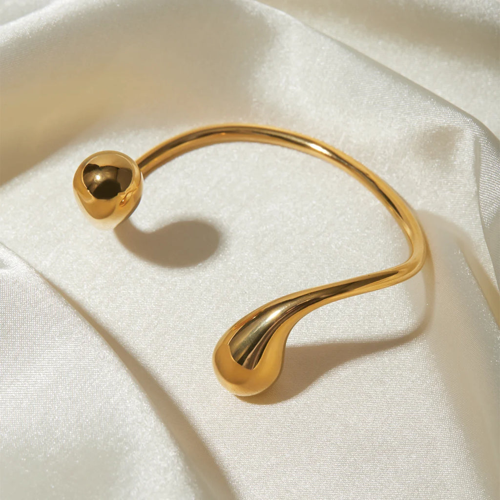KIKA Waterproof 18K Gold Plated Stainless Steel Drop Cuff Bracelet Statement Fashion Personality Charm Jewelry Women bracelet