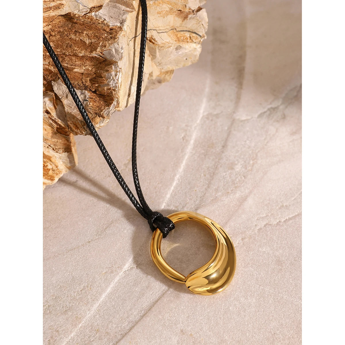 Kika Vintage Stainless Steel Water Drop PU Leather Necklace