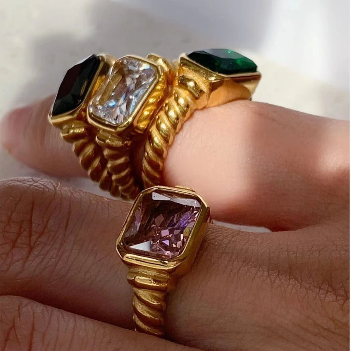 Zircon High Polished Geometric Round Chunky  Rings