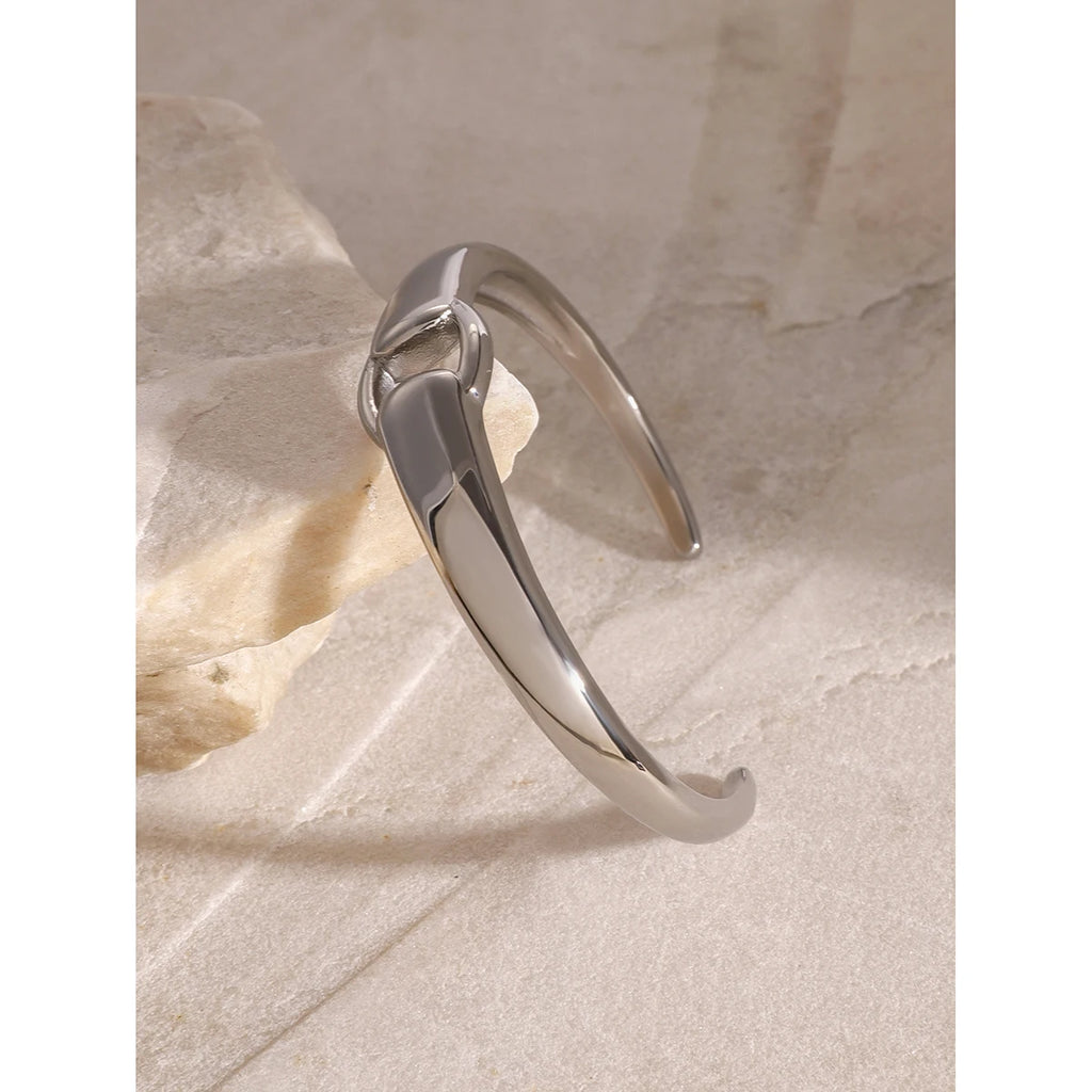 KIKA Waterproof 316L Stainless Steel Two-Toned Buckle Bracelet Bangle Women 18k Gold Color Charm Jewelry