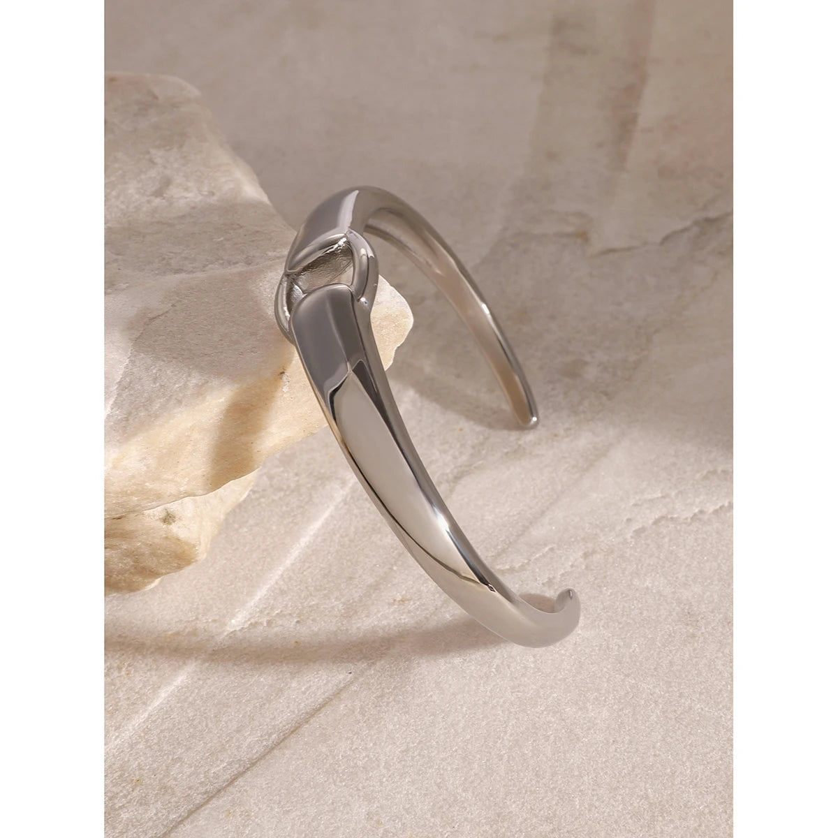 KIKA Waterproof 316L Stainless Steel Two-Toned Buckle Bracelet Bangle Women 18k Gold Color Charm Jewelry