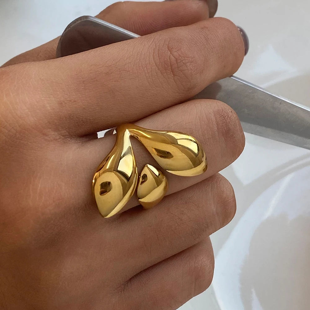 Kika Fashion Stainless Steel Open Ring 18K PVD Plated Smooth Metal Personalized Waterproof Jewelry for Women Gift