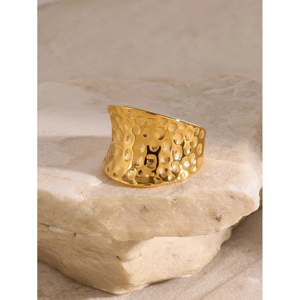 Kika Exaggerated Wide Hammered Concave Ring 18K Gold Color Waterproof Fashion Minimalist Statement Charm Jewelry Women