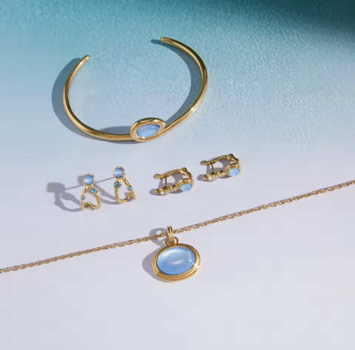 Kika Delicate Blue Resin Necklace Earrings Bracelet
