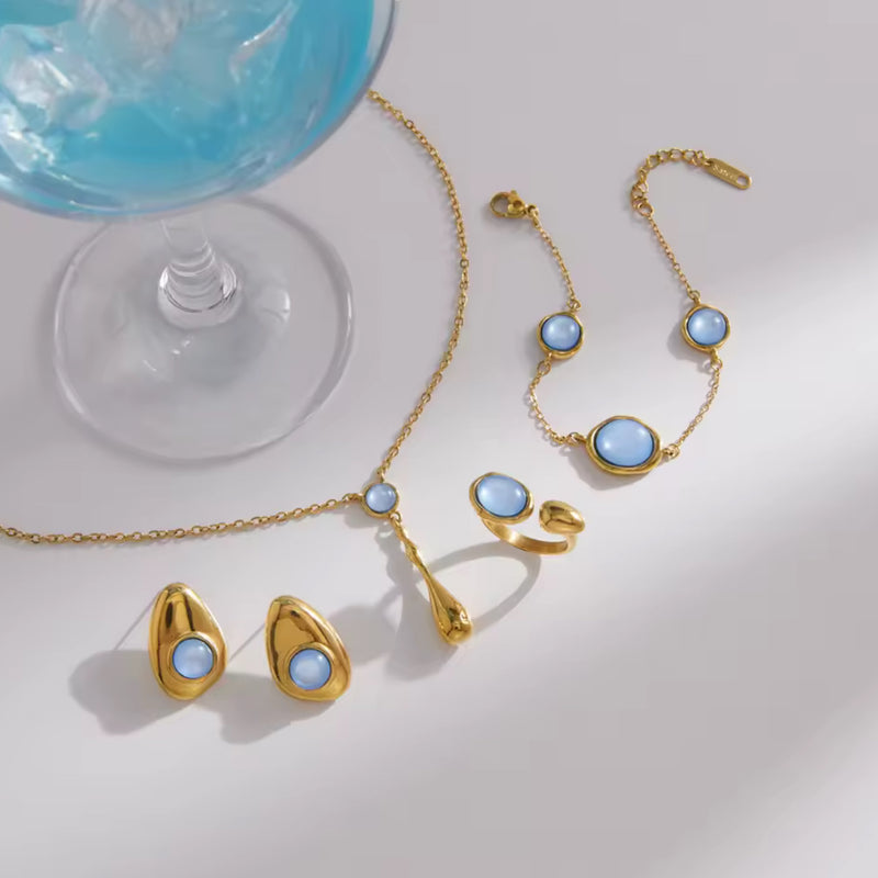 Kika Classic Blue Resin Necklace Earrings Bracelet Ring