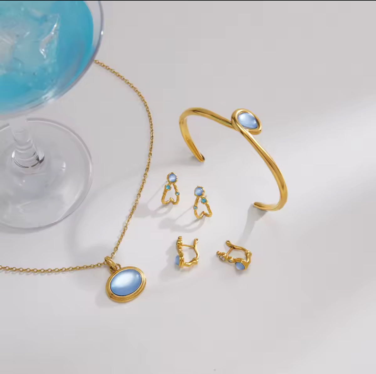 Kika Delicate Blue Resin Necklace Earrings Bracelet