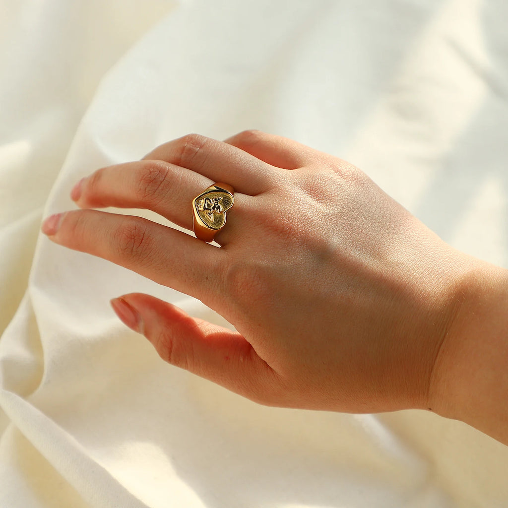 Kika 18K Gold Plated 316L Stainless Steel Heart Shape Angel Rings For Women Retro Statement Chunky Anillos MujerGifts