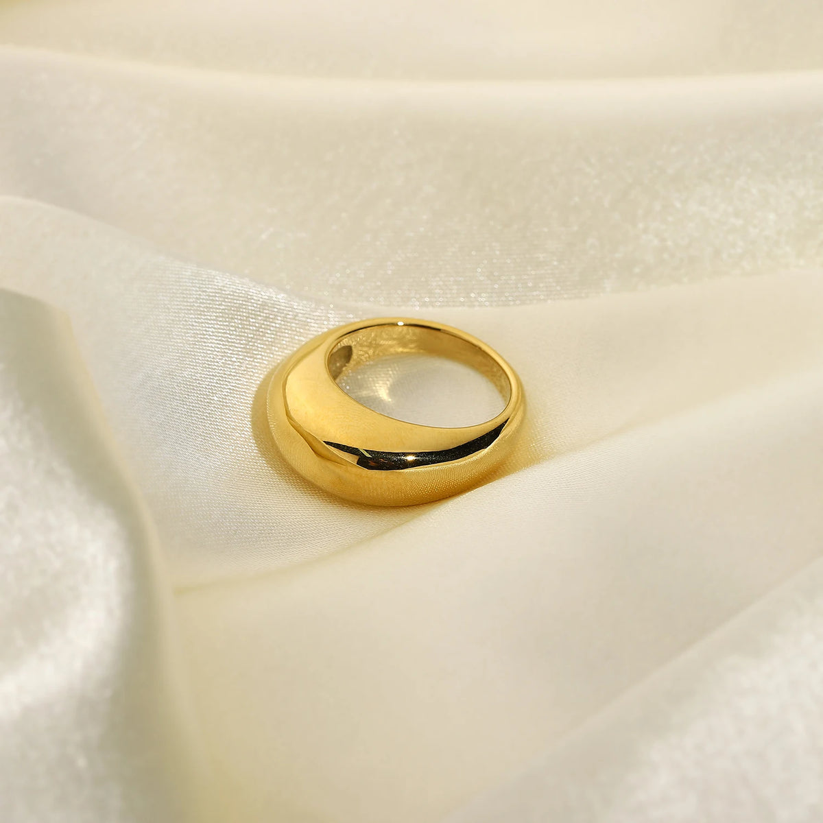 KIKA Statement Chunky Rings For Women 18K Gold Plated Stainless Steel Rings Waterproof Jewelry Accessories