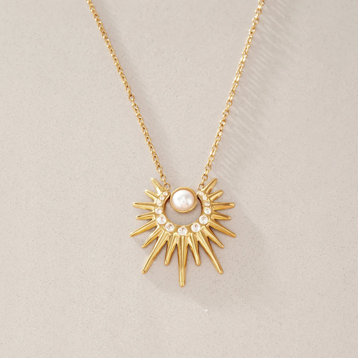 Kika Zircon Acrylic Pearl Sun Pendant Necklace Minimalist 18K Gold Plated Stainless Steel 316L