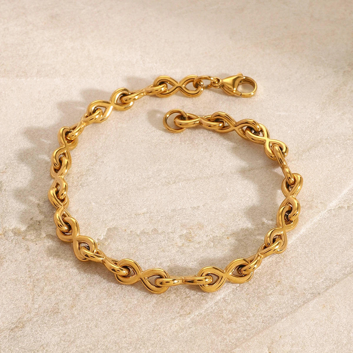 Kika Retro 18K Gold Color Plated Bracelet Stackable Chain Bracelet