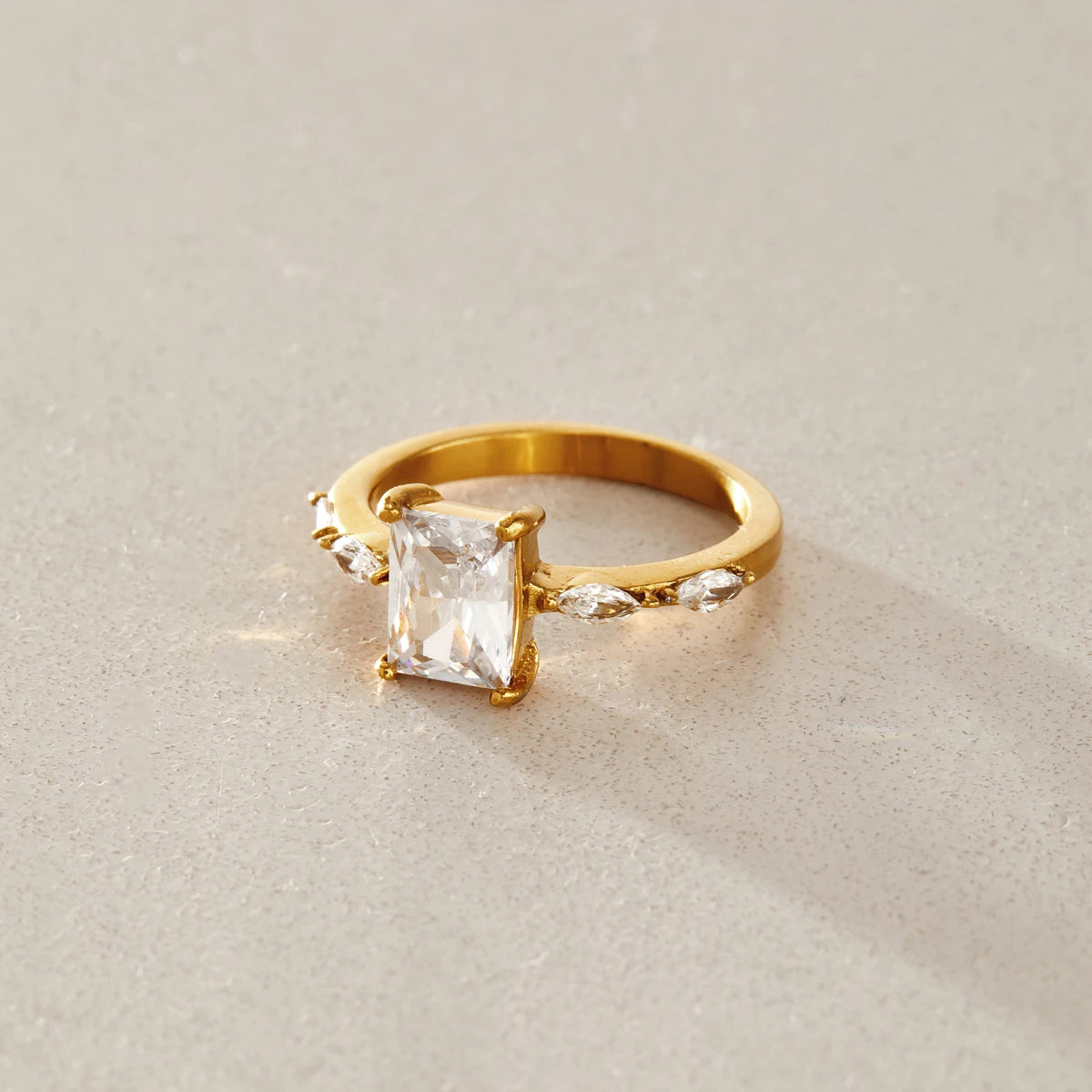 KIKA Classic Geometric Zircon Rings For Women Minimalist 18K Gold PVD Plated Stainless Steel Rings Party Fashion Jewelry Gift