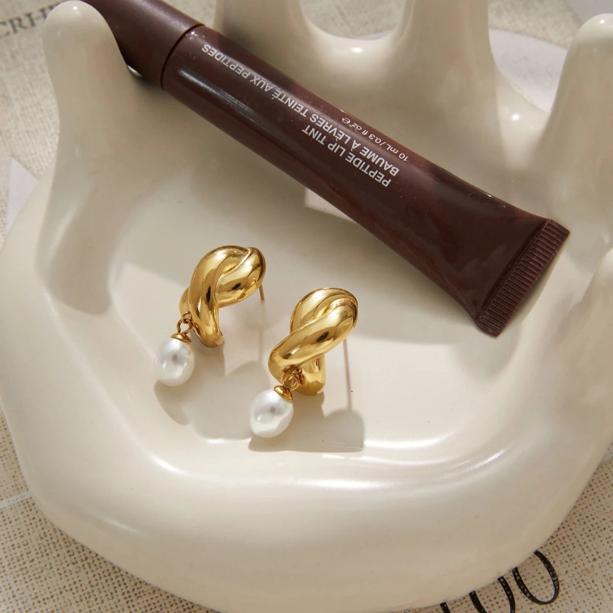 KIKA Elegant Imitation Pearl Drop EarringsPVD Plated Stainless Steel 316L