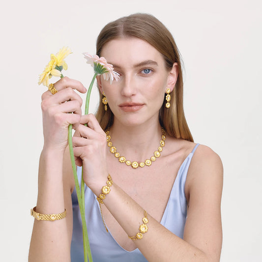 Daisy Flower Necklace Bracelet Earrings With White Zircon Accents