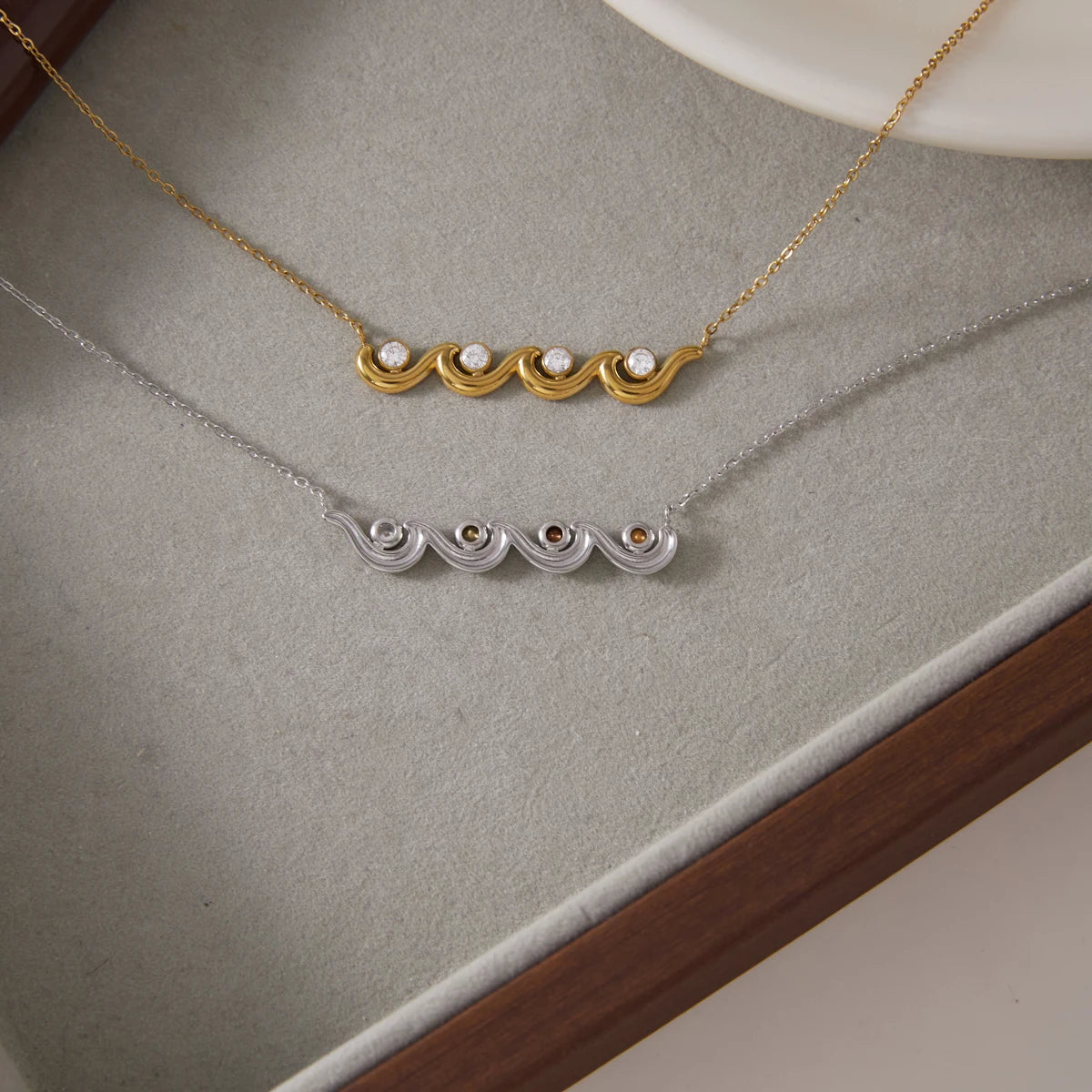Kika Elegant White Blue Zircon Wave Shape Pendant Necklace