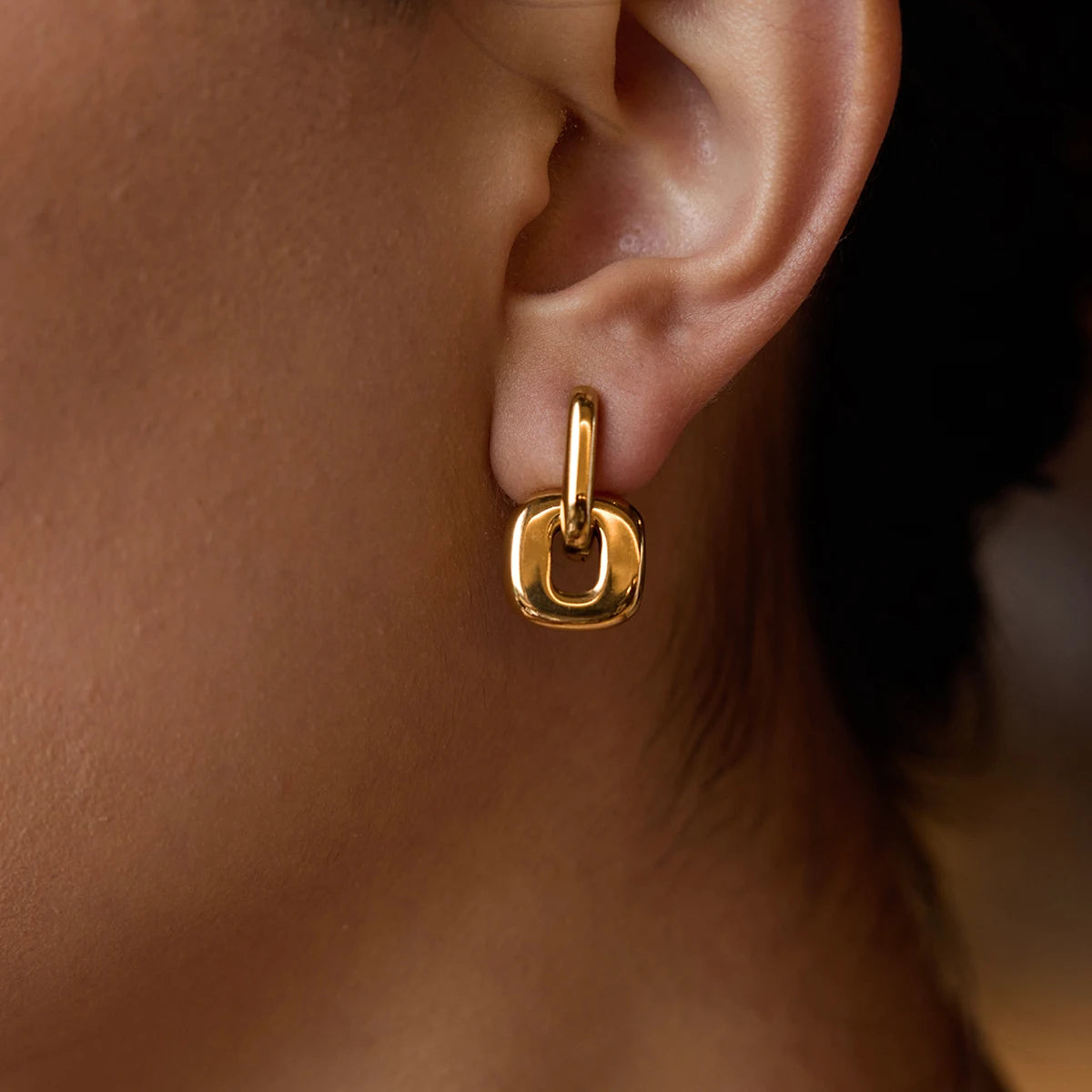 KIKA Minimalist Gold And Silver Color-Block Oval-Shaped Spliced Earrings PVD Gold Plated Stainless Steel 316L