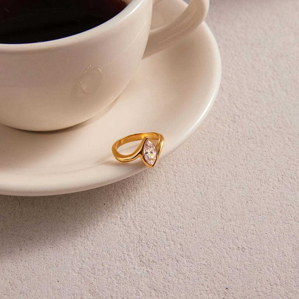 KIKA Classic style  white zircon inlaid stone ring Stainless Steel 316L Gold Color layering Rings