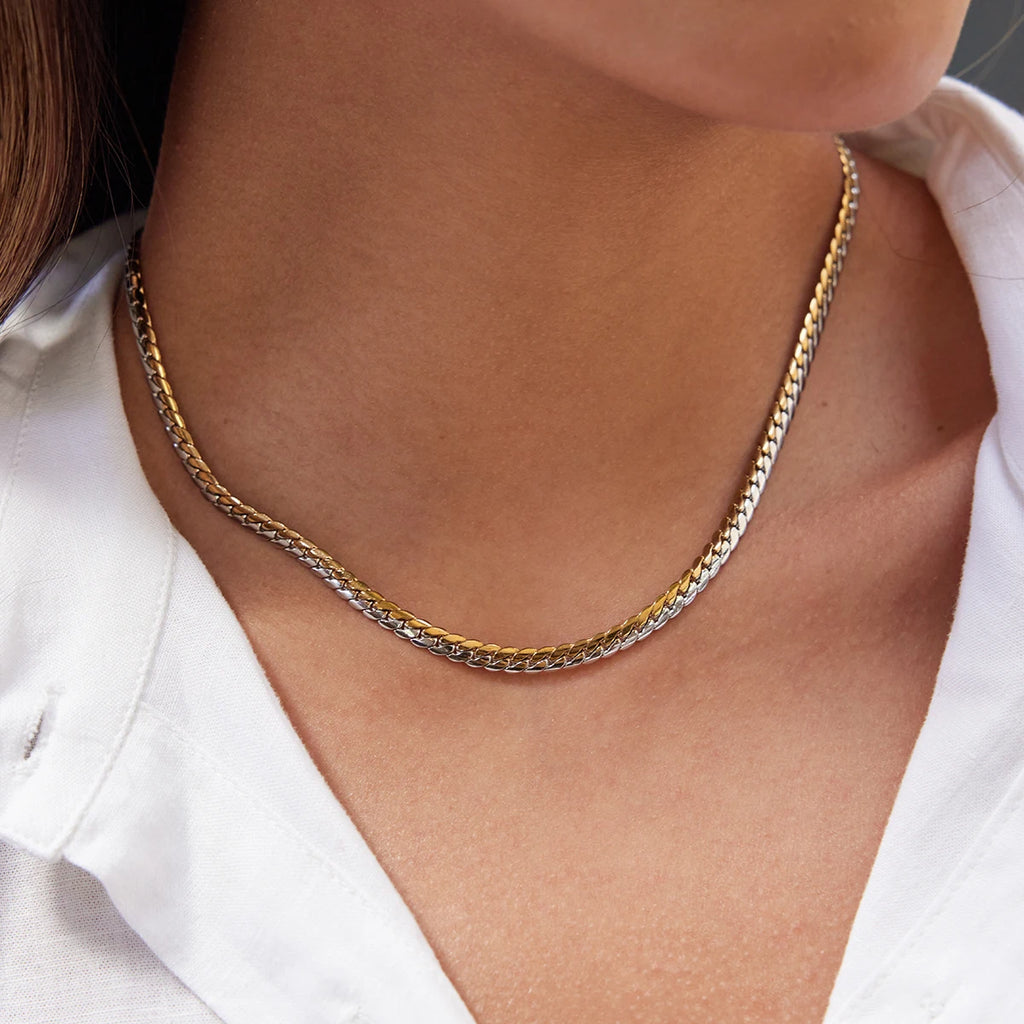 Cuban chain necklace in embossed of gold and silver blocks