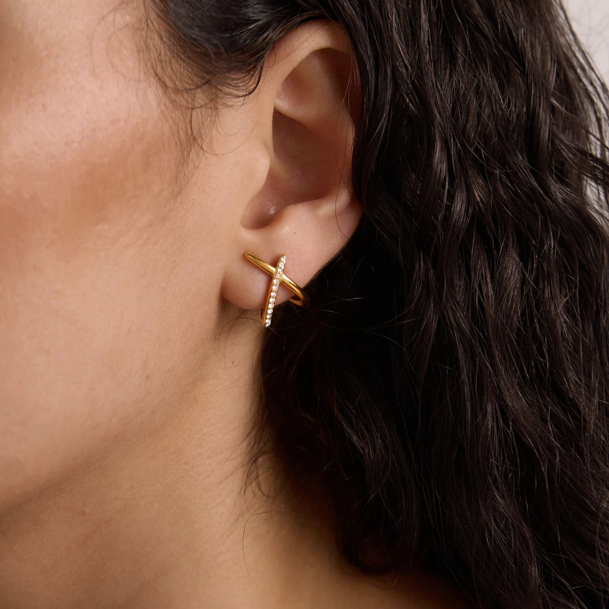 Kika Classic Crossed C Shape Stud Earrings Minimalist 18K Gold Plated Stainless Steel 316L