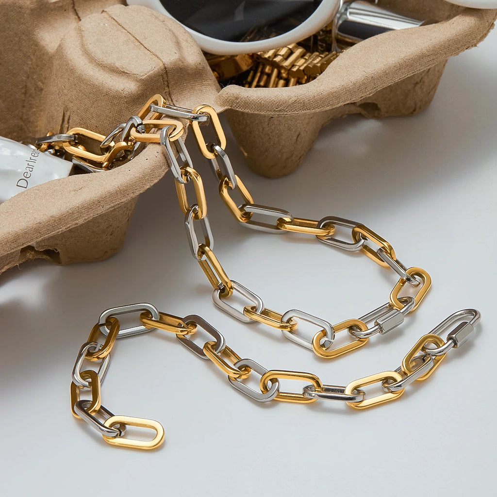 Kika Minimalist Two tone Chain Necklace