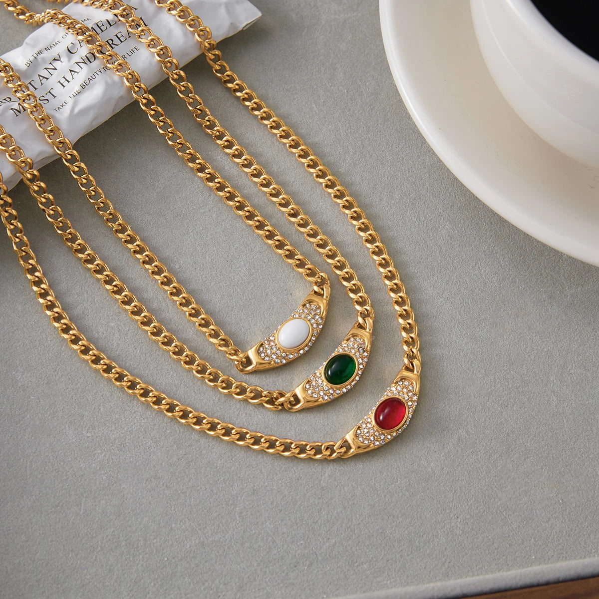 Kika Vintage Trendy 18K Gold Color Plated Inlay Rhinestone Moon Pendant Necklace