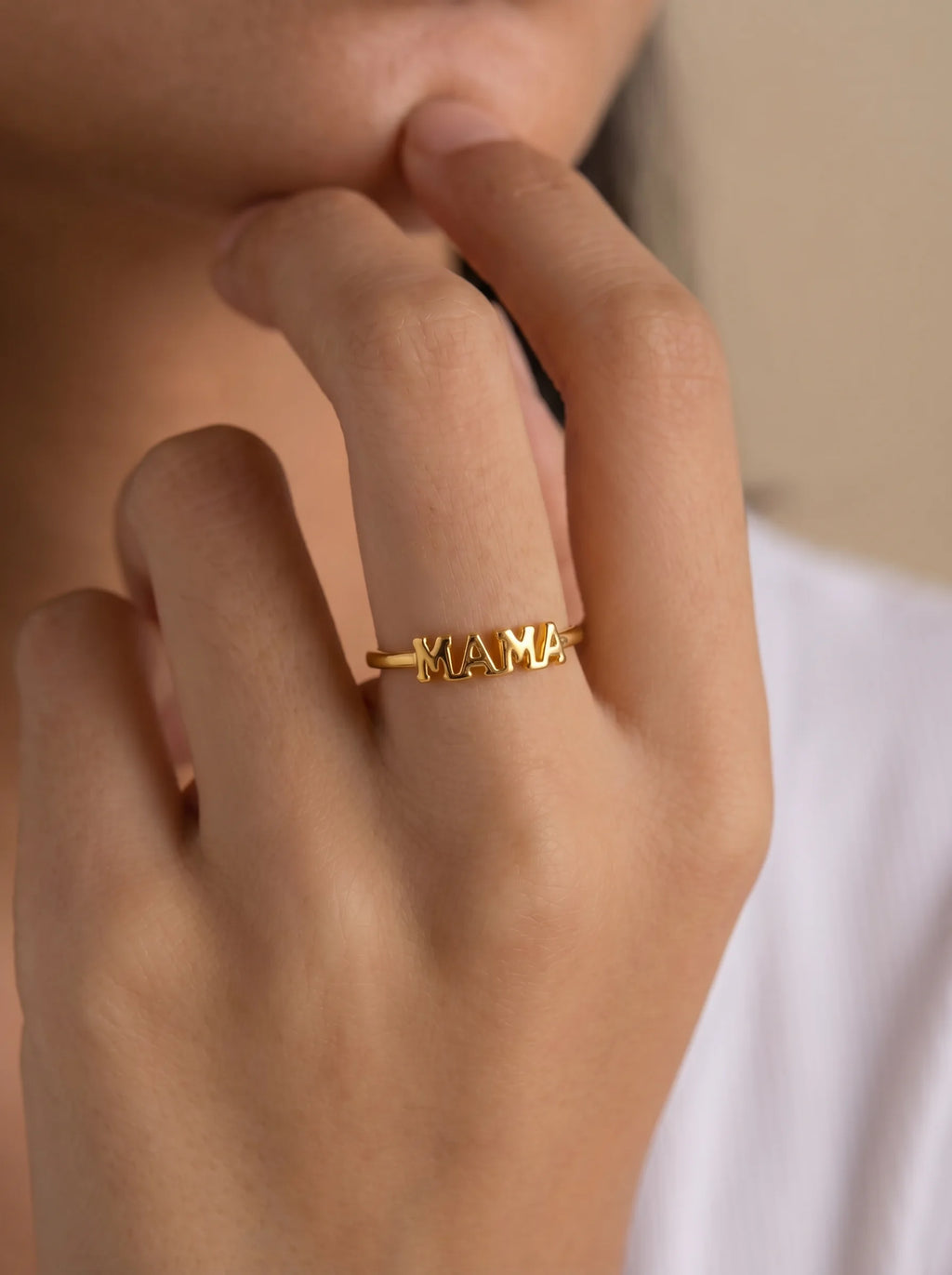 Kika Delicate Gold Color Bubble Letter Mama Mother'S Day Necklace ñ
