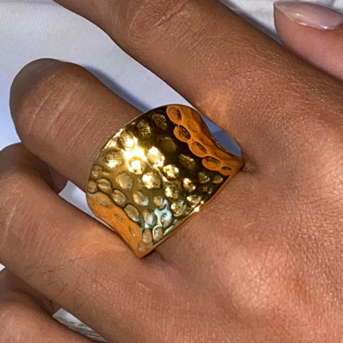 Kika Exaggerated Wide Hammered Concave Ring 18K Gold Color Waterproof Fashion Minimalist Statement Charm Jewelry Women