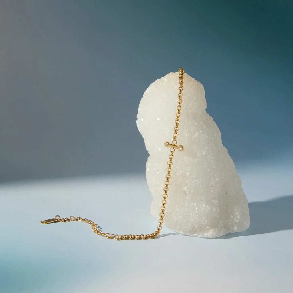 Kika Delicate White Geometric Zircon Stick Paperclip Chain Bracelet