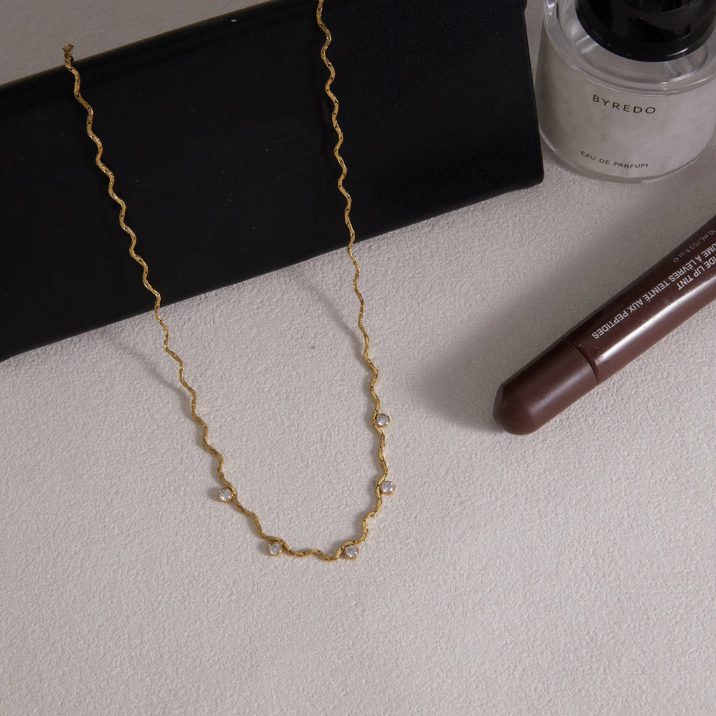 Kika Delicate Tiny Zircon Wave Shape Chain Necklace