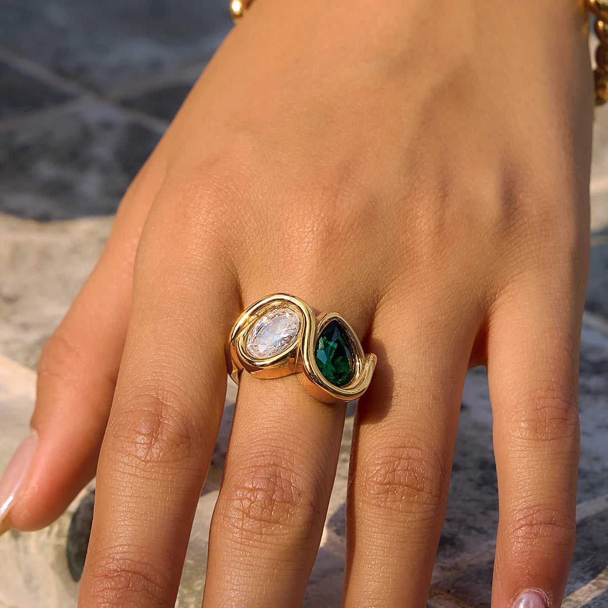KIKA Delicate Green White Teardrop Shaped Zircon Splicing Ring PVD Plated Stainless Steel 316L