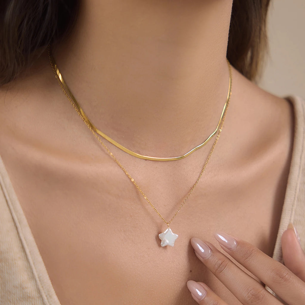 Kika Classic Star Freshwater Pearl Pendant Double Layered Blade Chain O-Chain Necklace