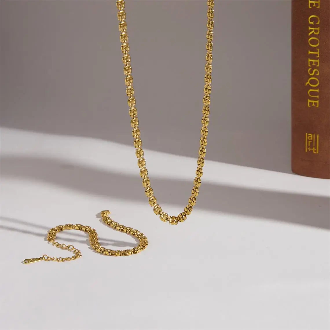 Kika Delicate Simple Gold Color Handmade Chain Necklace