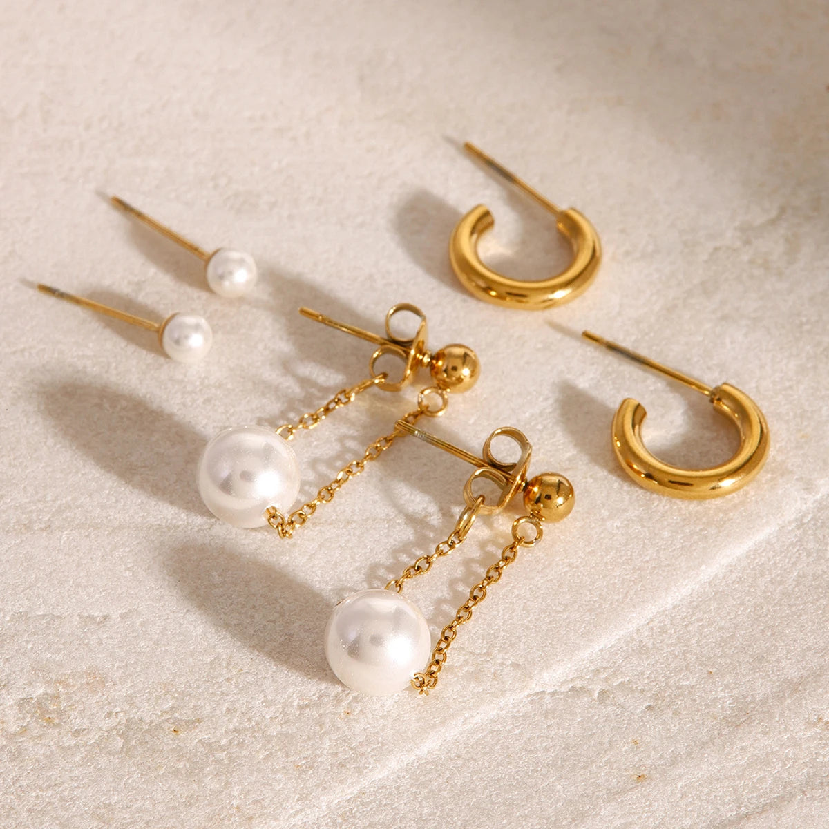KIKA Handmade Earring Set Pearl C-shaped