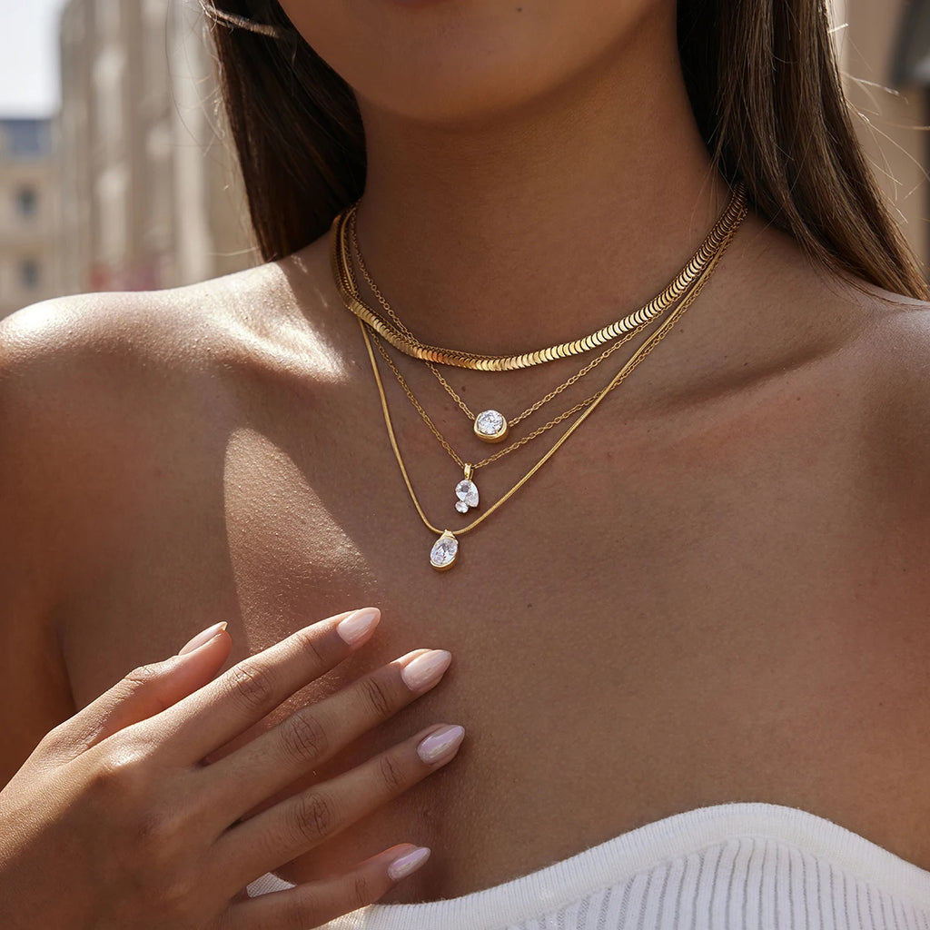 Kika  Classic Geometric Zircon Pendant Necklace Gold PVD Plated Stainless Steel 316L