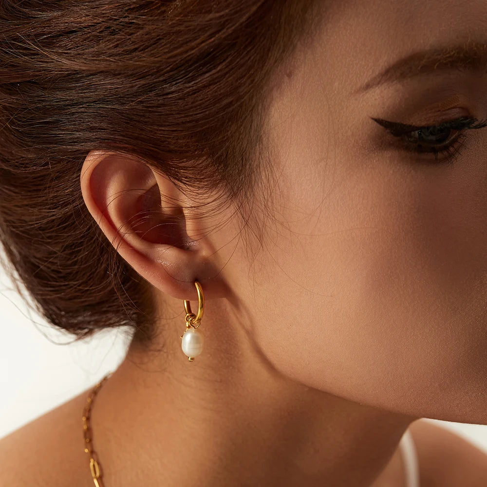 KIKA 316L Stainless Steel 316L Natural Pearl Hoop Earrings Trendy Metalic Golden Geometric