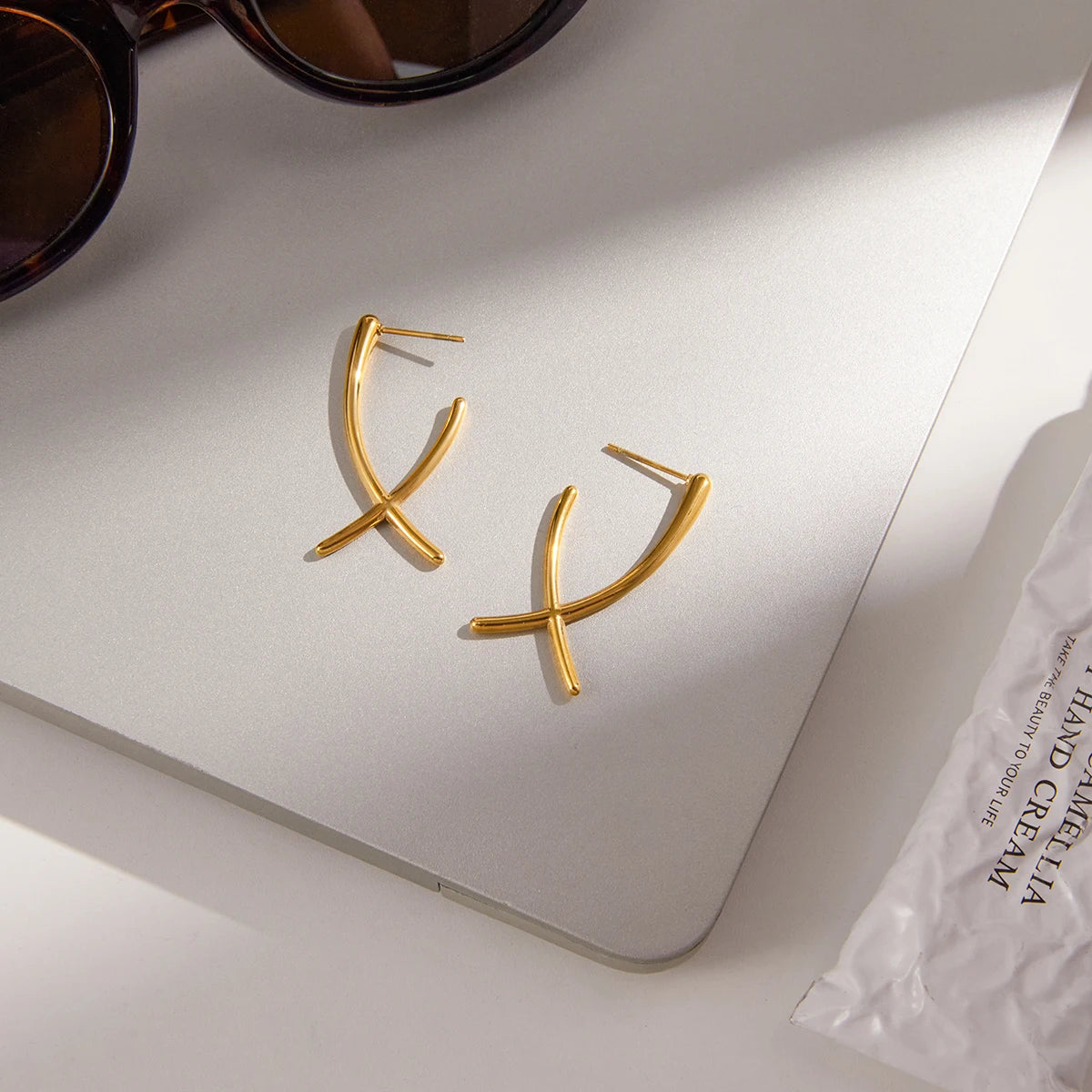 Minimalist Geometric Lines Cross Chain Earring