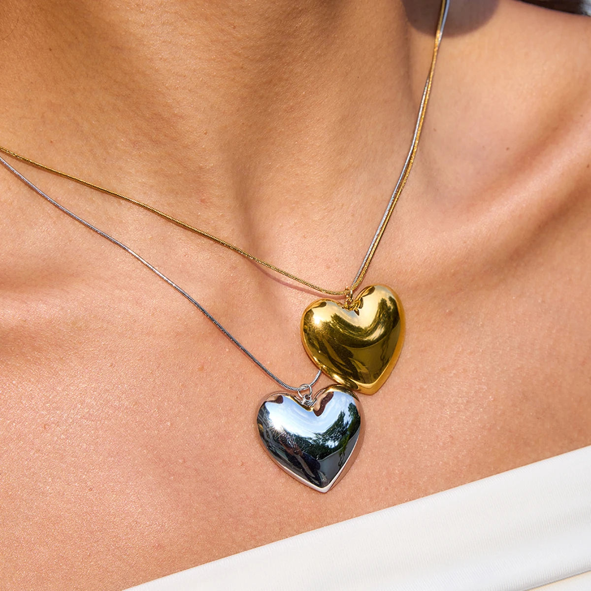 Simple Classic Heart Pendant Necklace
