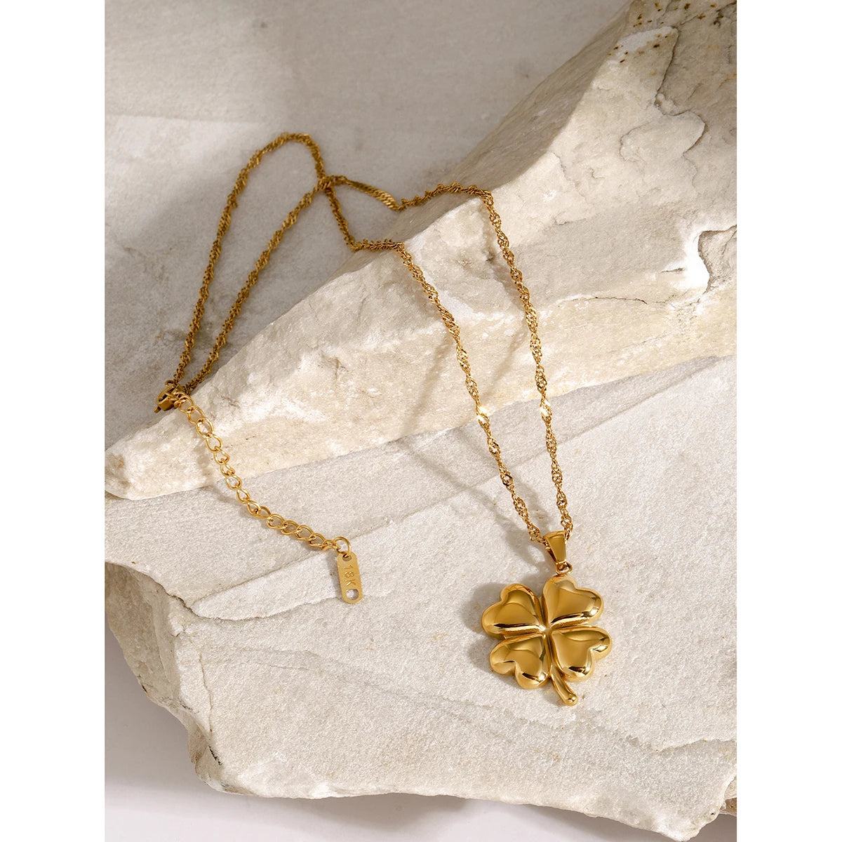 Kika Lucky Flower Pendant  Necklace Rust Proof Waterproo