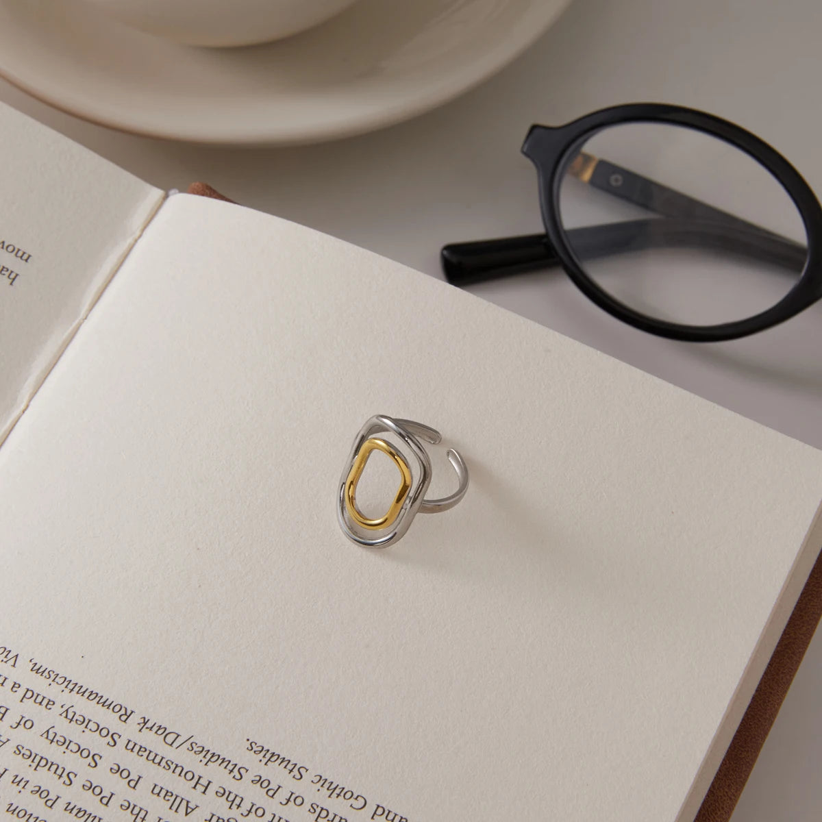 Kika Minimalist Oval Shape Mixed Color Open Rings